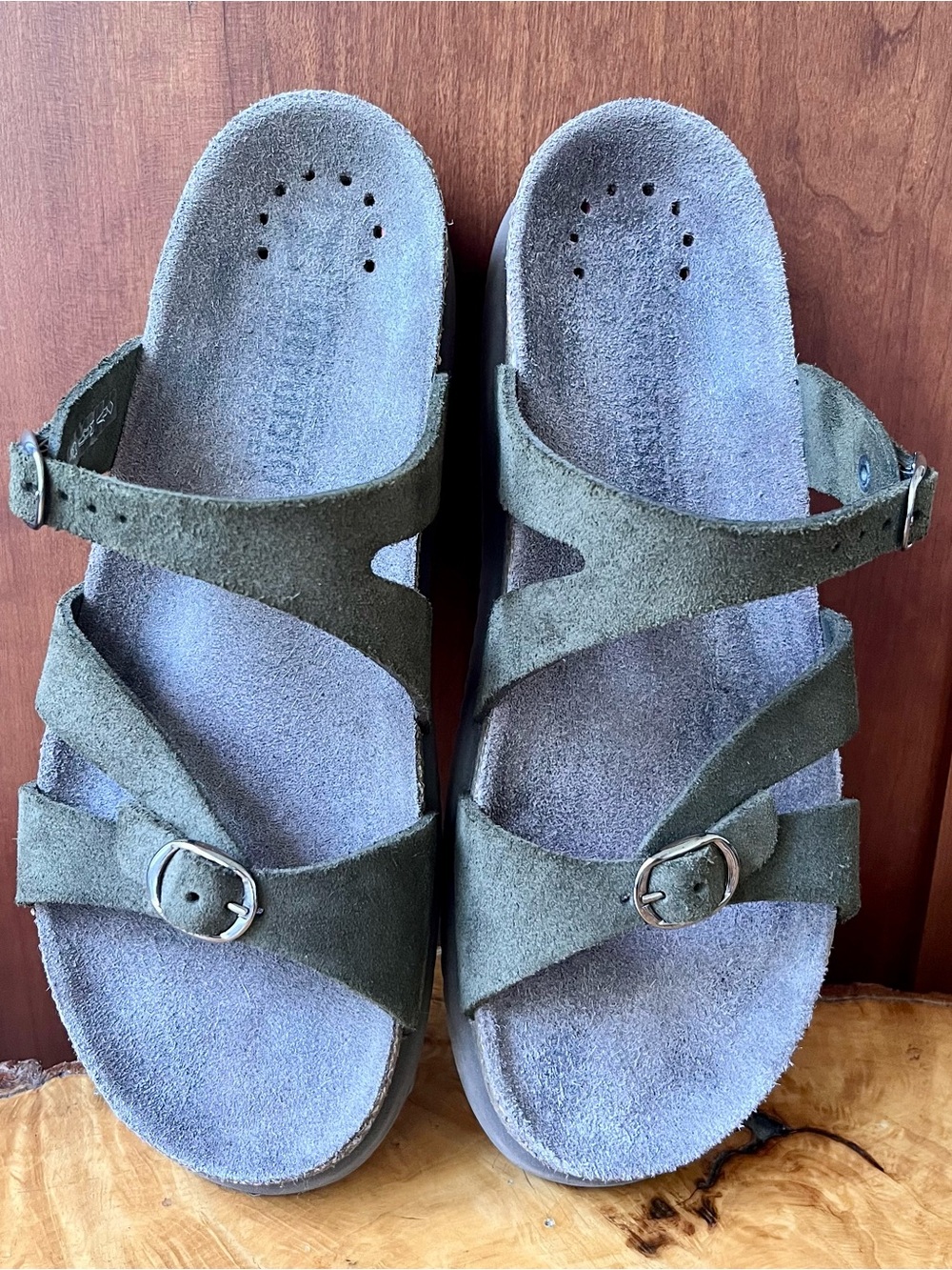 Mephisto Hannel Sandals - Picture 4 of 8